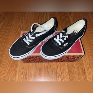 Vans Authentic black shoes - NWT